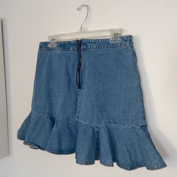 Princess Polly Vico Denim Flare Skirt
Size 8 - Picture 4 of 9
